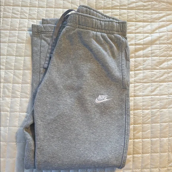 Nike Light Gray Joggers Sweatpants - Picture 3 of 6
